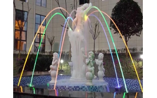 玻光噴泉